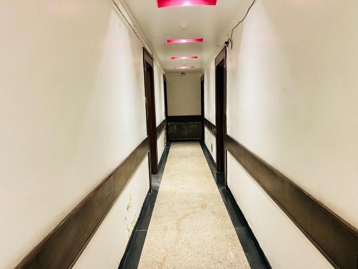 Qotel Express Pitampura Couple Friendly Hotel Delhi (National Capital Territory of India)
